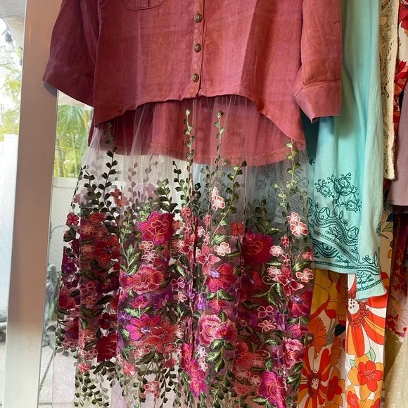 Aratta Pink Floral Embroidered Love Shirt Dress Crystal Button Boho Statement - Picture 12 of 13